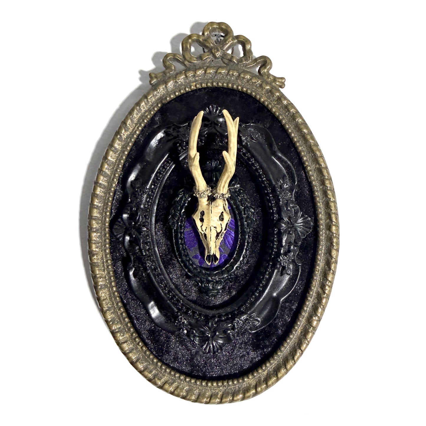 Resin Deer Skull on Black Velvet Antique Framed Home Deco