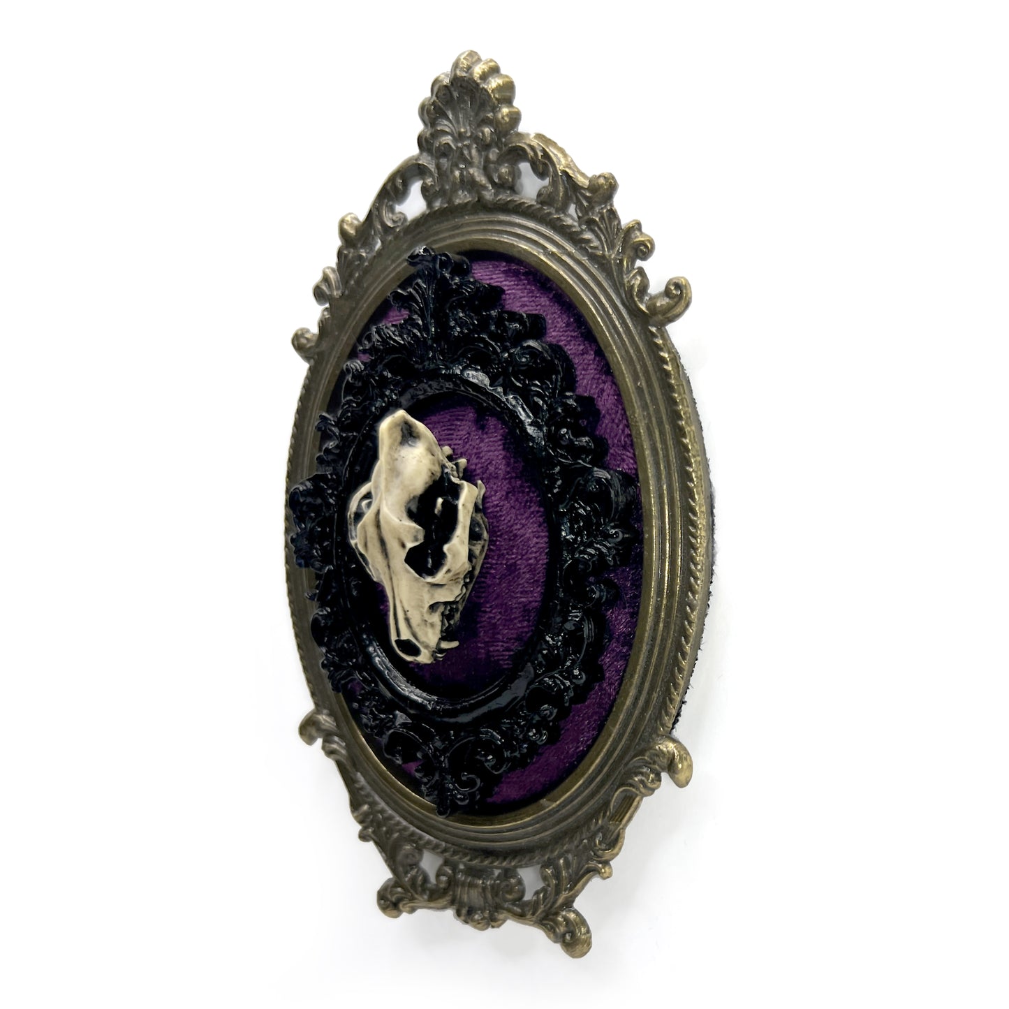 Resin Wolf Skull on Plum Velvet Antique Framed Home Deco
